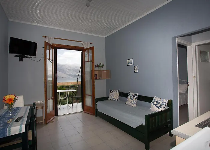 מלון דירות Panorama ליקסורי